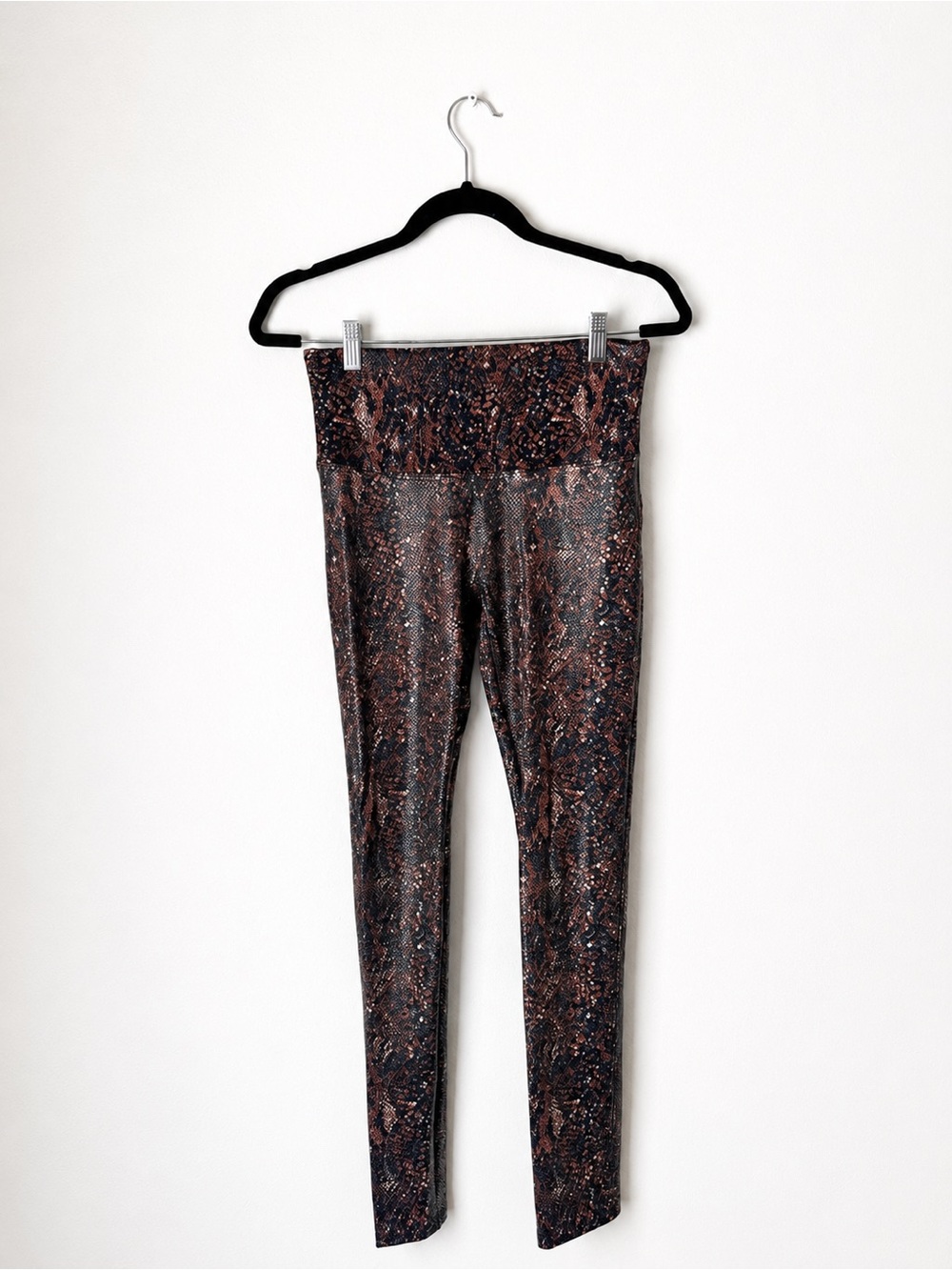 SPANX Faux Snakeskin Black and Brown Marled High-Waist Leggings: SIZE L-